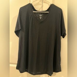 Gap V-neck short sleeve top